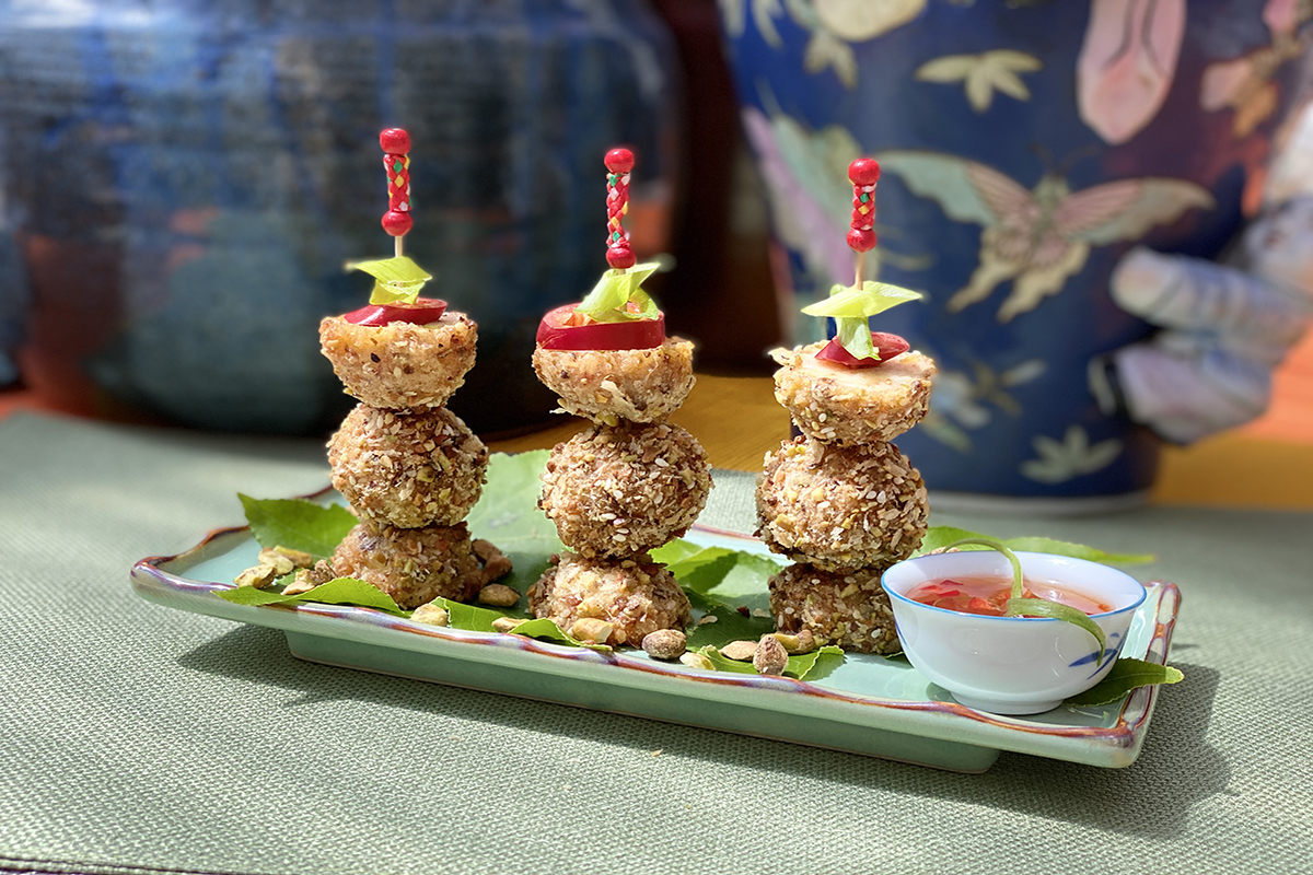 Pistachio-Crusted Shrimp Balls - Yan Can Cook